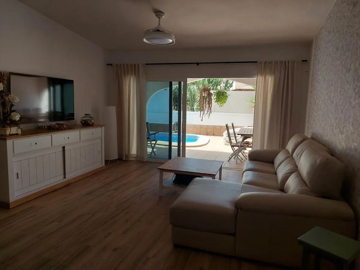 Beautiful Holiday Villa With Heated Private Pool, Los Cristianos Los Cristianos  Los Cristianos (Tenerife)